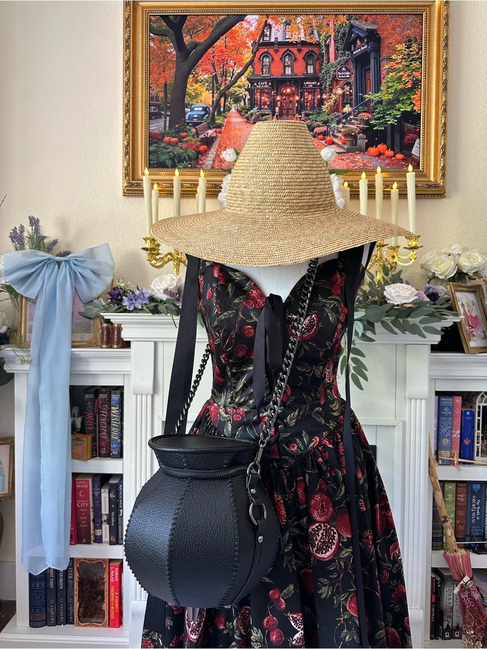 La femme en noir COTTAGE WITCH CAULDRON CROSSBODY BAG - Picture 8 of 11